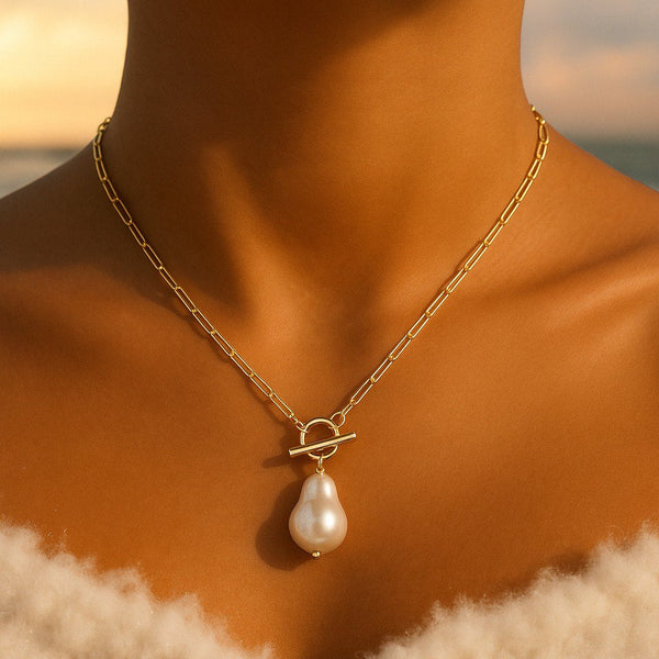 Artemia | Pearl Pendant Necklace